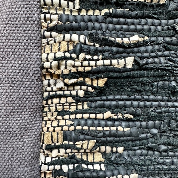 Ink + Alloy Large Leather Tote Bag - Picture 2 of 5